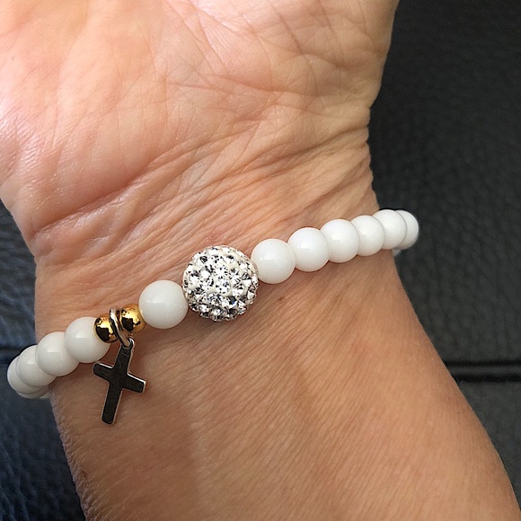 The “JEN” Swarovski Bracelet - Picture 3 of 5